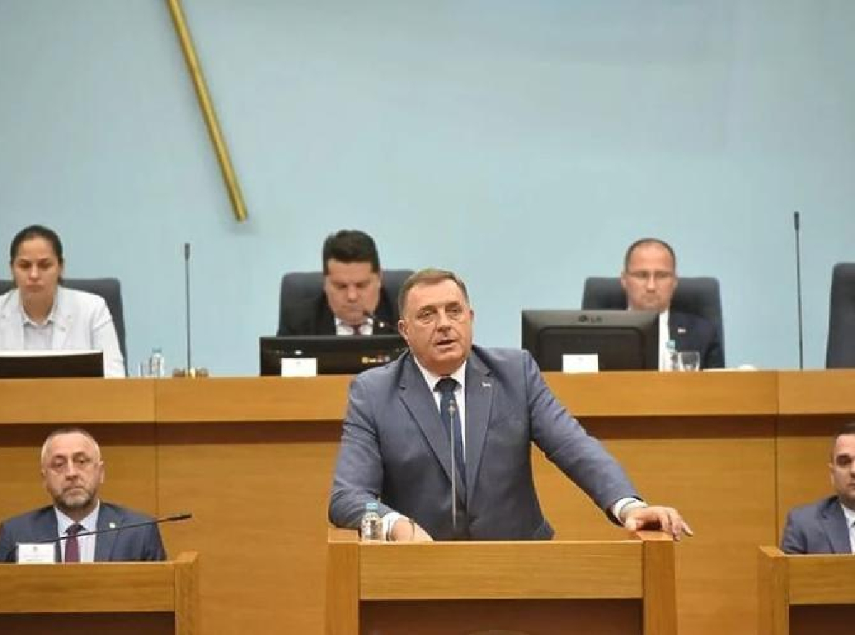 Šta nakon potvrđivanja optužnice protiv Dodika?