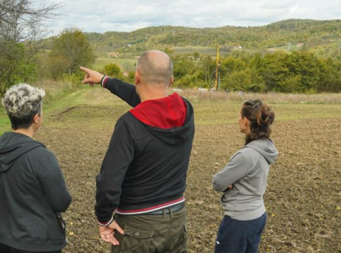 Film “Posljednja žetva u Bukovoj Kosi”: Da li je selo prodato zbog viših interesa? (VIDEO)