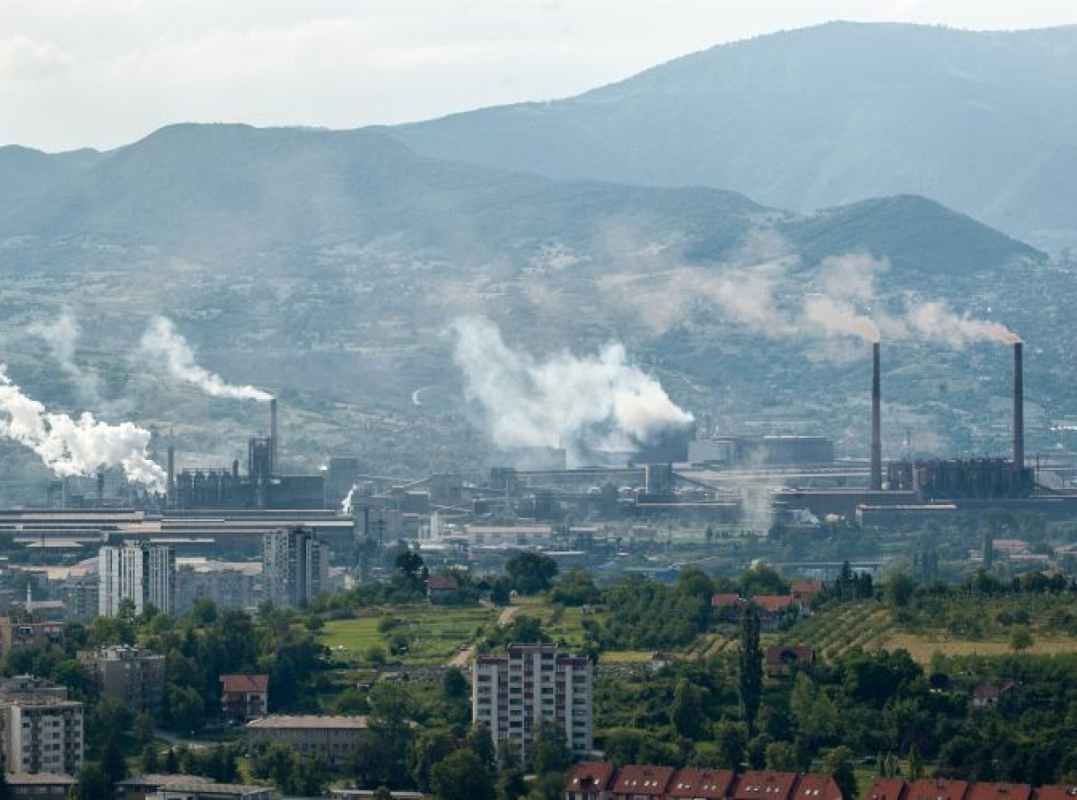 KOLATERALNA ŠTETA TRANZICIJE I STEČAJA U ŽELJEZARI:  Bez krova nad glavom ostaje više od 50 porodica?