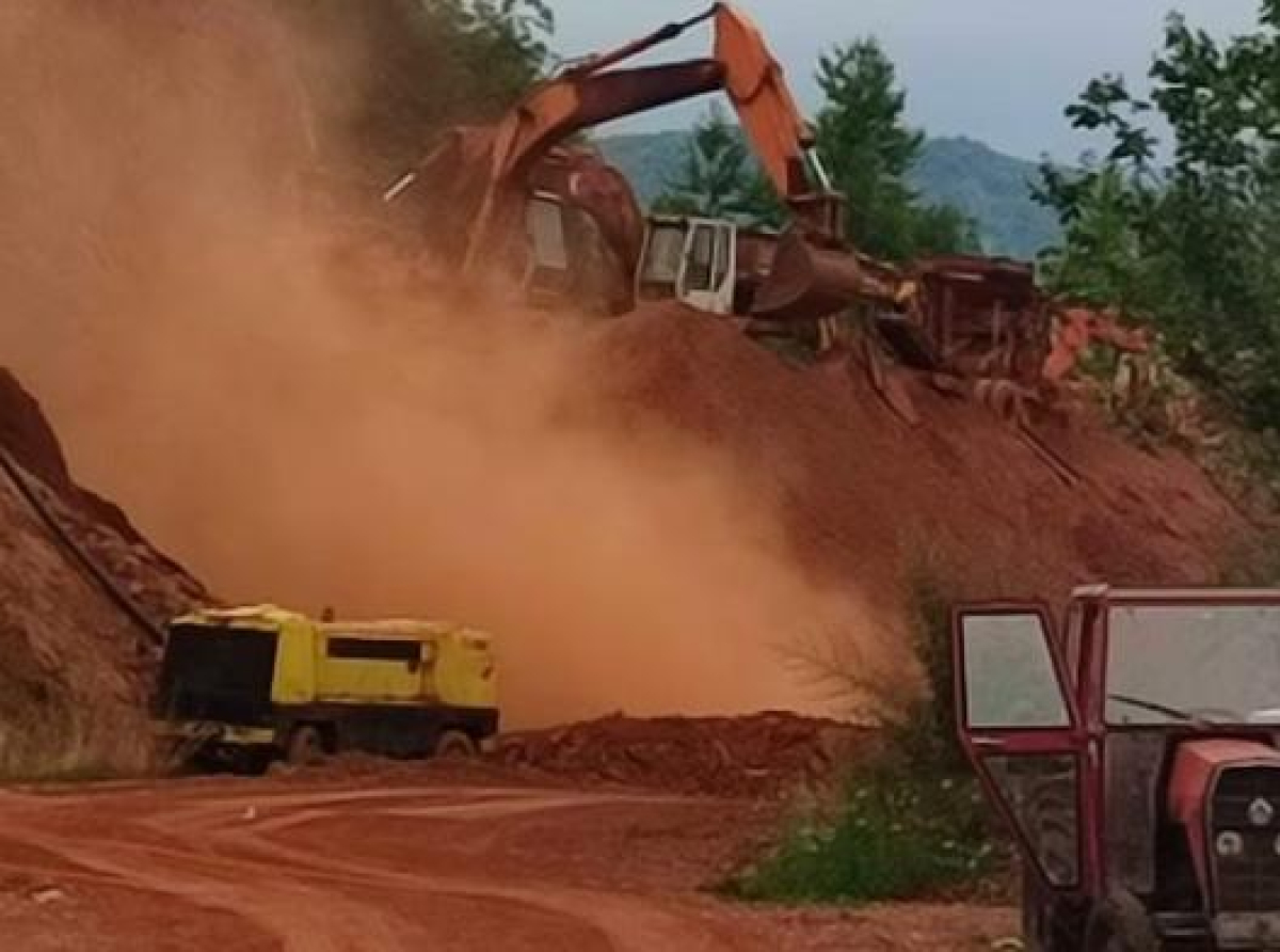 Rudnik boksita u selu Pecka: Cijeli sistem pruža dovoljno prostora da se nastavi sa zagađenjem