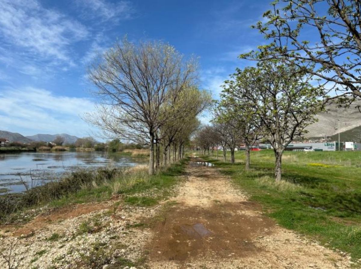 Trebinje: Zgrade, šetalište ili ništa?