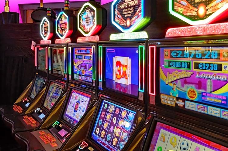 slot aparati kockanje igre na srecu