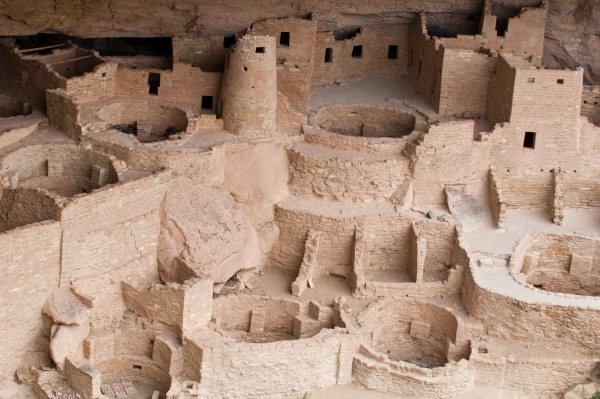 mesa cliff dwelling