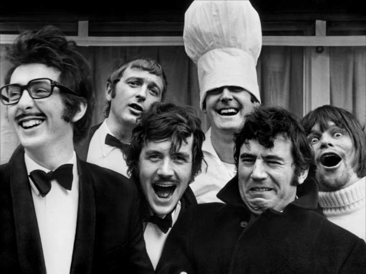 636110769170564757804880941 011 monty python flying circus theredlist