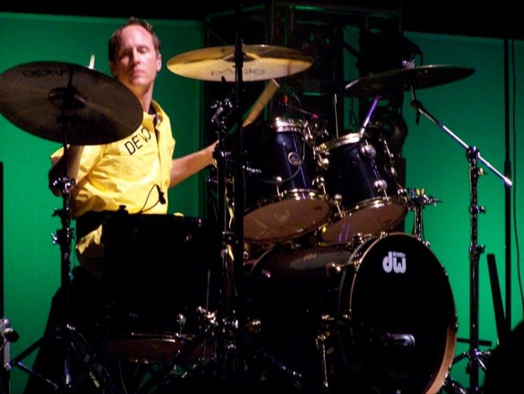 1024px Josh Freese at the DEVO Boston 6 27 08 1