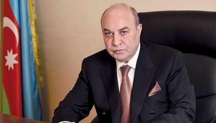 Ambasador Azer