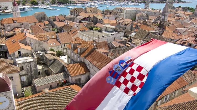 Hrvatska zastava Beta