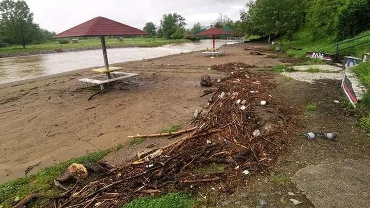 Poplave Teslic Avaz