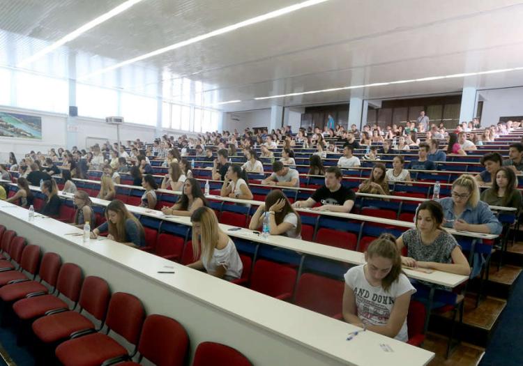 Studenti Ringier
