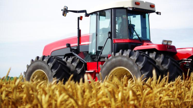 Traktor poljoprivreda bhrt