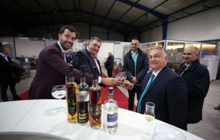 dodik rakija foto srna