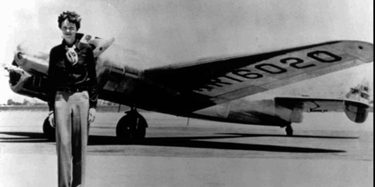 o AMELIA EARHART PLANE facebook