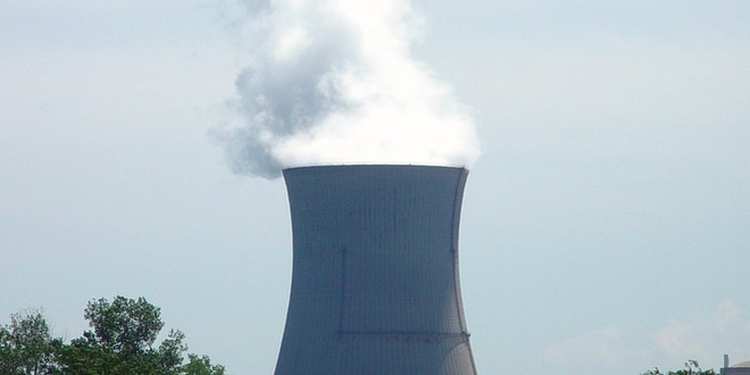industrija zagadjenje priroda okolina ekologija nuklearka nuklearna energija centrala gasovi vazduh stetne materije morguefile com jpg 660x330