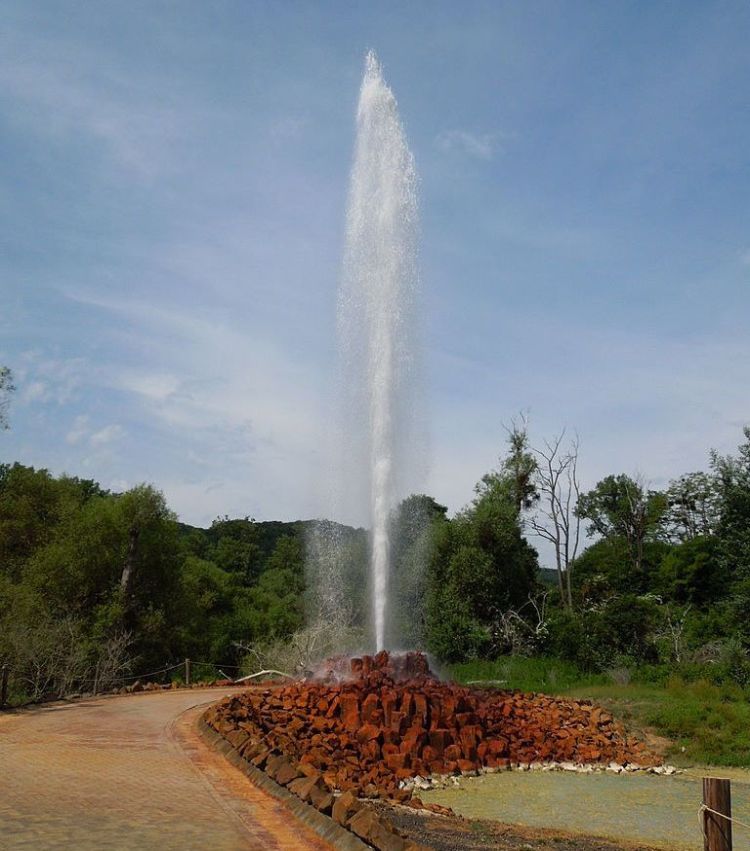 andernach geyser 2