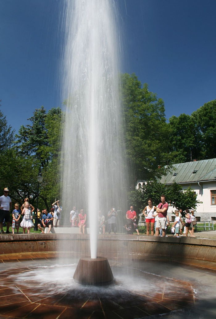 herlany geyser