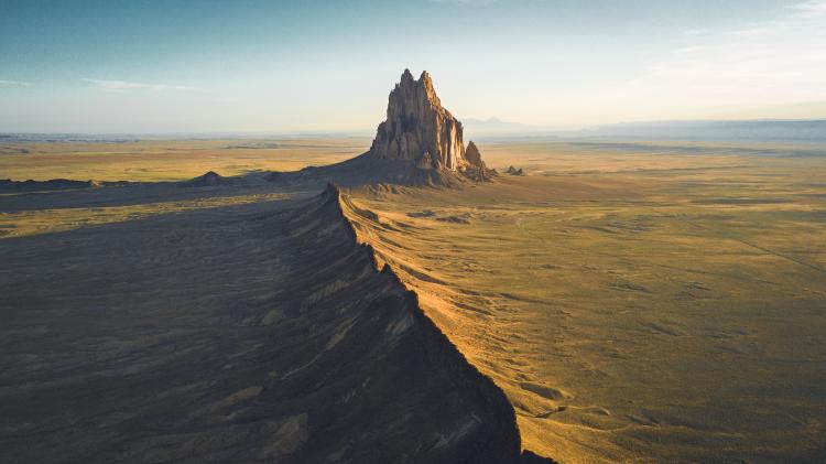 shiprock foto jimmy conover PtJ6iVbnLfM unsplash