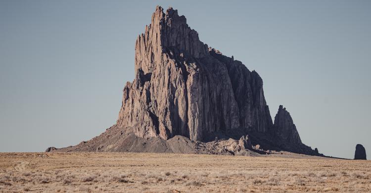 shiprock foto wei zeng 1CvxsJZNn1M unsplash